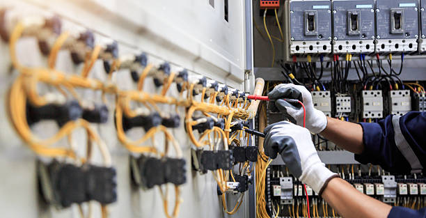 Professional Electrician technician working in Calhoun County County, GA